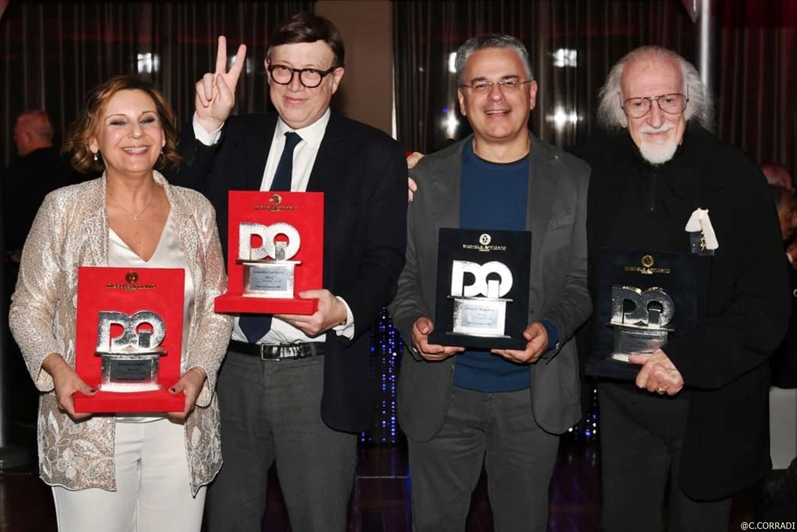 images Sanremo, consegnati i Premi Dietro le Quinte realizzati da Affidato