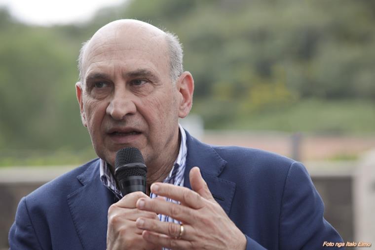 images Tandem Costanzo-Pisano, Giunta del capoluogo massacrata in aula