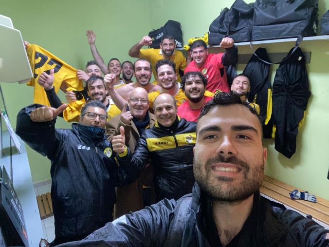 images Calcio a 5. Alla Santacrocenotria Catanzaro la stracittadina con l'Aesse Bulding 