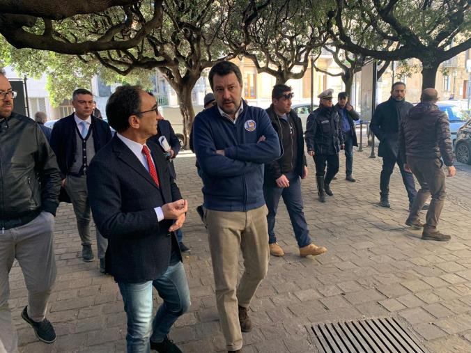 REGIONALI. Salvini incontra il sindaco Abramo: "Il modello amministrativo di Catanzaro da portare in Regione" images REGIONALI. Salvini incontra il sindaco Abramo: "Il modello amministrativo di Catanzaro da portare in Regione"