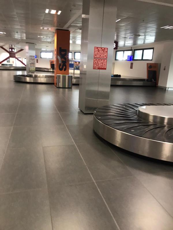 Ryanair, boom di traffico su Lamezia: 6 milioni di passeggeri festeggiati