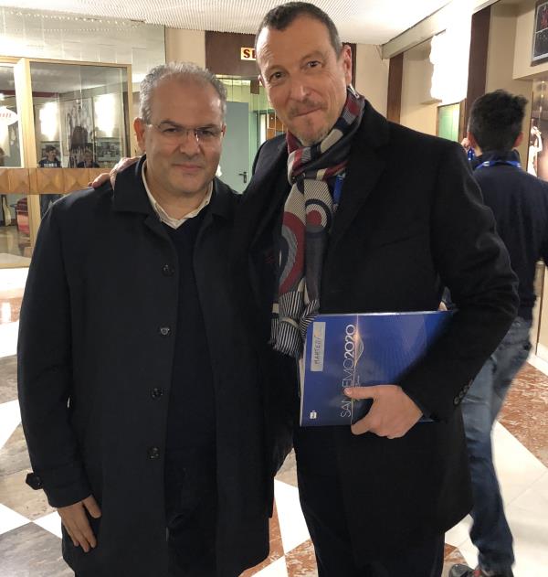 Il maestro orafo Michele Affidato realizza i premi speciali per il Festival di Sanremo images Il maestro orafo Michele Affidato realizza i premi speciali per il Festival di Sanremo