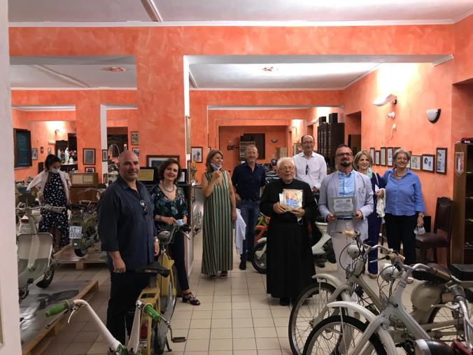 Il Rotary Club Catanzaro in visita al Museo meridionale della Lambretta a Sellia Marina images Il Rotary Club Catanzaro in visita al Museo meridionale della Lambretta a Sellia Marina
