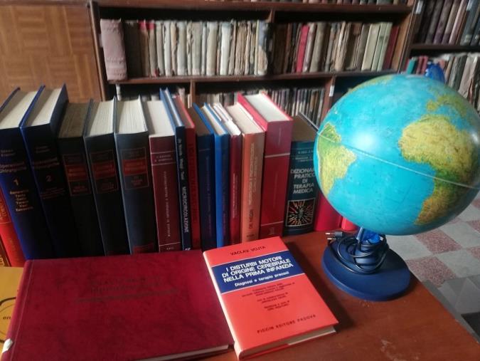 Guerra in Siria, sit-in a Cosenza per solidarietà ai curdi e contestazione all'Unicredit images Guerra in Siria, sit-in a Cosenza per solidarietà ai curdi e contestazione all'Unicredit