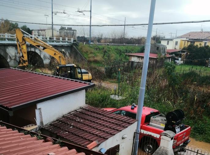 images Gizzeria Lido completamente allagata. “L’Officina delle Idee” chiede una task-force di pronto intervento 