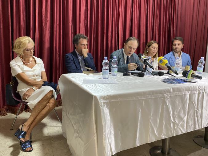 images Catanzaro, Ama Calabria presenta la nuova stagione teatrale: 6 mesi tra prosa, musica e danza &nbsp;
