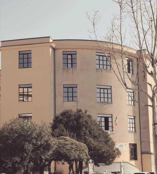 Catanzaro. Ancora premi e riconoscimenti per l'Istituto 'De Nobili' images Catanzaro. Ancora premi e riconoscimenti per l'Istituto 'De Nobili'