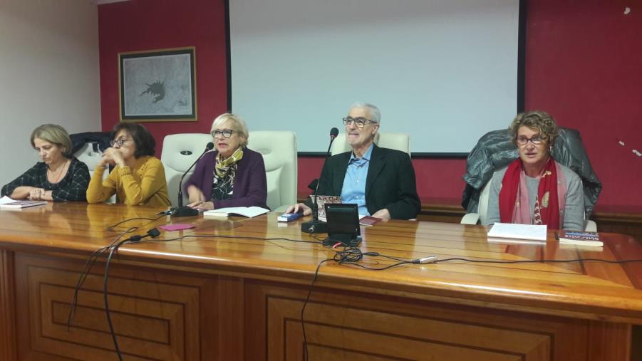 Armi e munizioni trovate in un casolare di Cardeto, nel reggino images Armi e munizioni trovate in un casolare di Cardeto, nel reggino