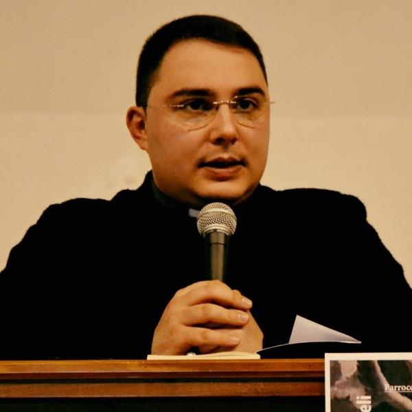 Antonio Acri, il giornalista che domani riceverà l'ordinazione di sacerdote a Cosenza images Antonio Acri, il giornalista che domani riceverà l'ordinazione di sacerdote a Cosenza