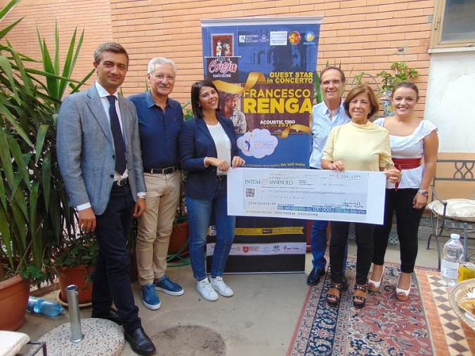 images IV edizione di “Artisti in Corsia”. Consegnati i proventi dell'evento celebrato ad agosto 
