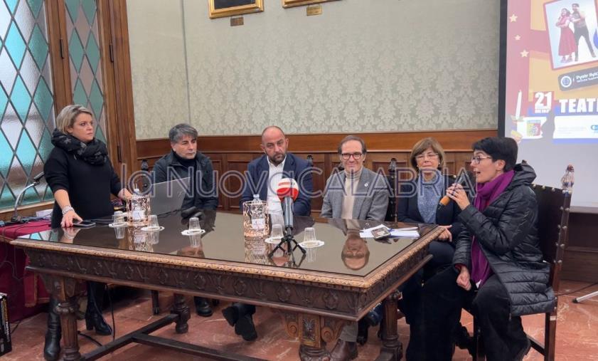 images Artisti in corsia, torna lo spettacolo di beneficenza per i piccoli pazienti  del "Pugliese"
