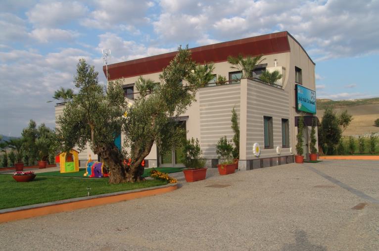 Catanzaro. Asilo nido all'Umg: c'è il secondo avviso per le iscrizioni images Catanzaro. Asilo nido all'Umg: c'è il secondo avviso per le iscrizioni