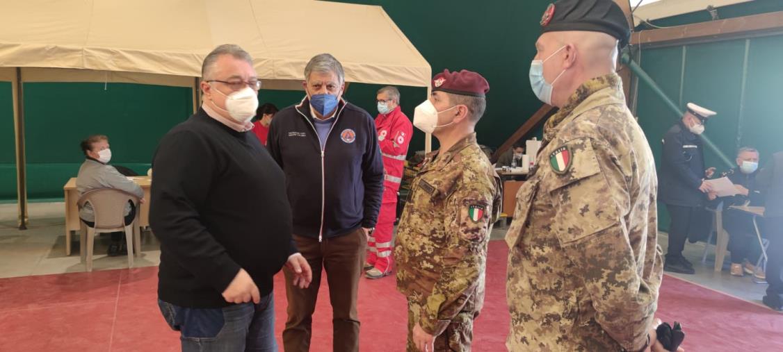 images Vax day. Comando Militare Esercito “Calabria”: "Straordinaria adesione"