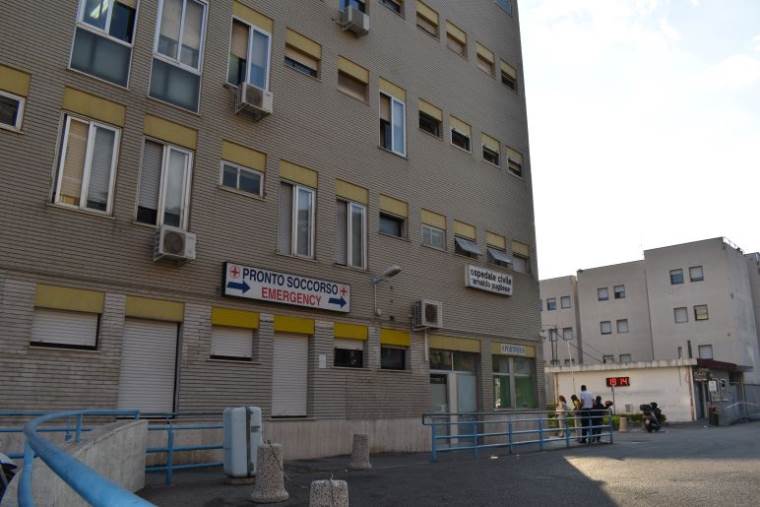 images Coronavirus. L'ospedale Pugliese si "accontenta": assumerà meno personale di quello autorizzato dalla Regione
