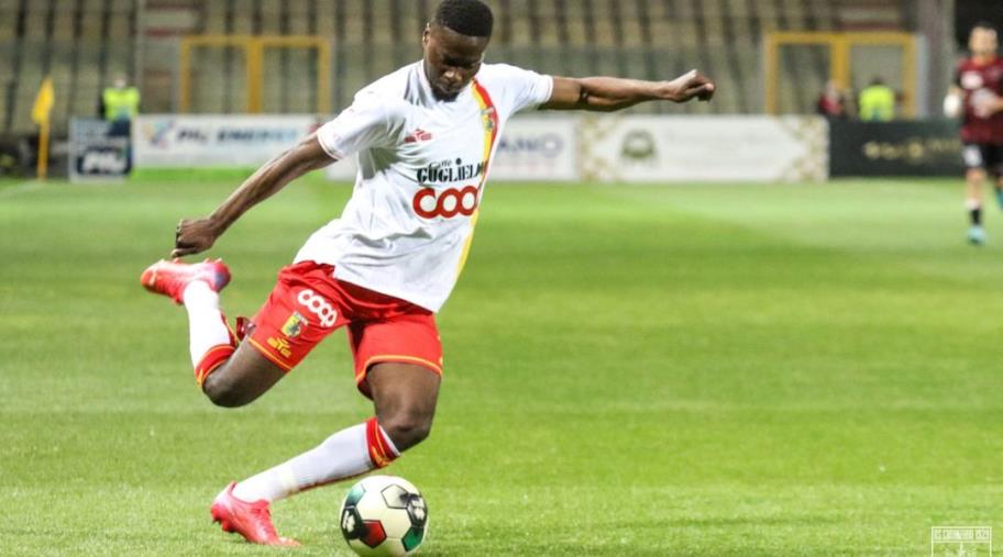 images Us Catanzaro 1929, Bayeye venduto al Torino