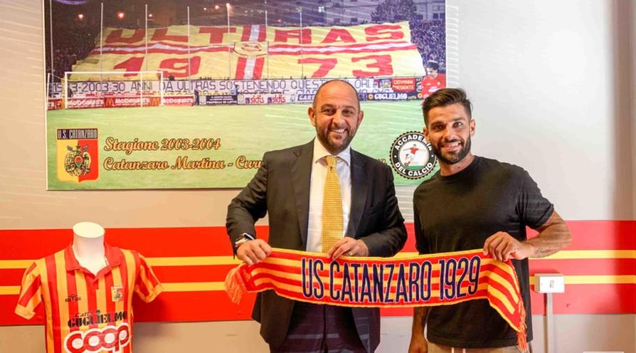 Us Catanzaro 1929, ufficiale l'acquisto di Francesco Bombagi images Us Catanzaro 1929, ufficiale l'acquisto di Francesco Bombagi