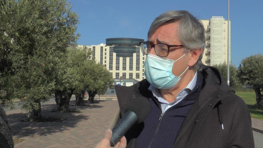 S.Anna Hospital. Baldo Esposito: "Primo pensiero ai cittadini-pazienti e ai dipendenti" images S.Anna Hospital. Baldo Esposito: "Primo pensiero ai cittadini-pazienti e ai dipendenti"