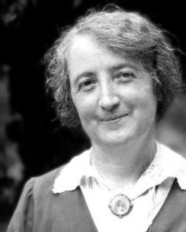 images Arriva a Vibo Valentia la mostra itinerante dedicata ad Armida Barelli