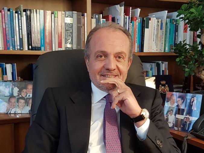 CSA-Cisal: "Doveva salvare la sanità calabrese, invece il dg Bevere pensa ai mobili degli uffici. Spesi 31 mila euro in arredi" images CSA-Cisal: "Doveva salvare la sanità calabrese, invece il dg Bevere pensa ai mobili degli uffici. Spesi 31 mila euro in arredi"