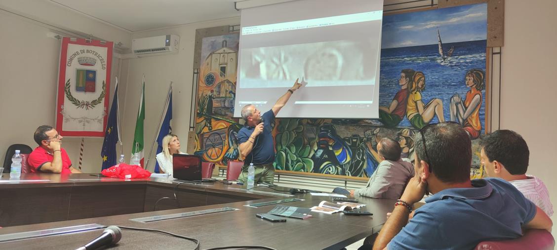 La Lamina di Botricello: il reperto che può cambiare la storia images La Lamina di Botricello: il reperto che può cambiare la storia