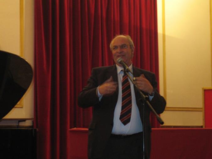 Coronavirus. Il dottore Amantea su Fb: "Penso al teatrino Germaneto 1 e Germaneto-Chiaravalle 2. E' il momento di cambiare!" images Coronavirus. Il dottore Amantea su Fb: "Penso al teatrino Germaneto 1 e Germaneto-Chiaravalle 2. E' il momento di cambiare!"