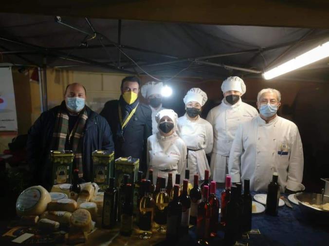 Enogastronomia e territorio, la partecipazione di Coldiretti Rossano
alle iniziative del periodo natalizio
images Enogastronomia e territorio, la partecipazione di Coldiretti Rossano
alle iniziative del periodo natalizio