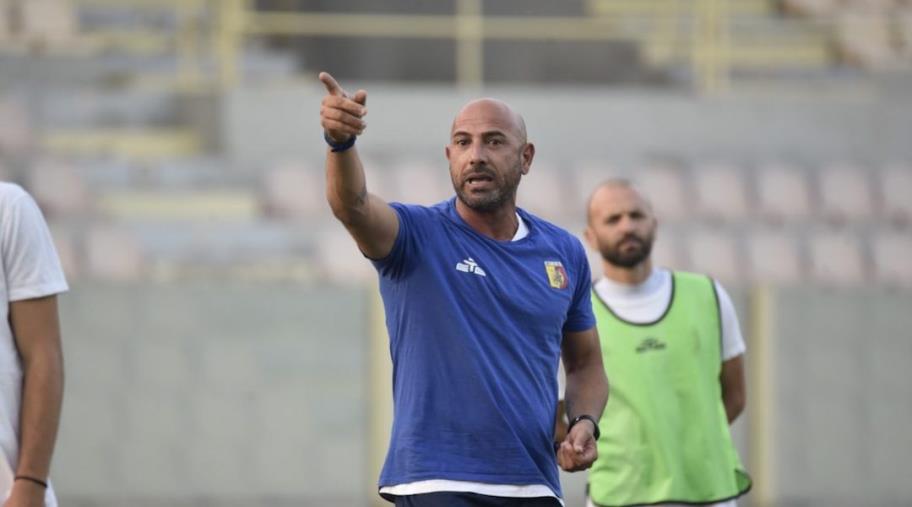 Us Catanzaro 1929, mister Calabro prima del Verona: "Vogliamo dimostrare il nostro carattere contro una squadra importante di Serie A" images Us Catanzaro 1929, mister Calabro prima del Verona: "Vogliamo dimostrare il nostro carattere contro una squadra importante di Serie A"