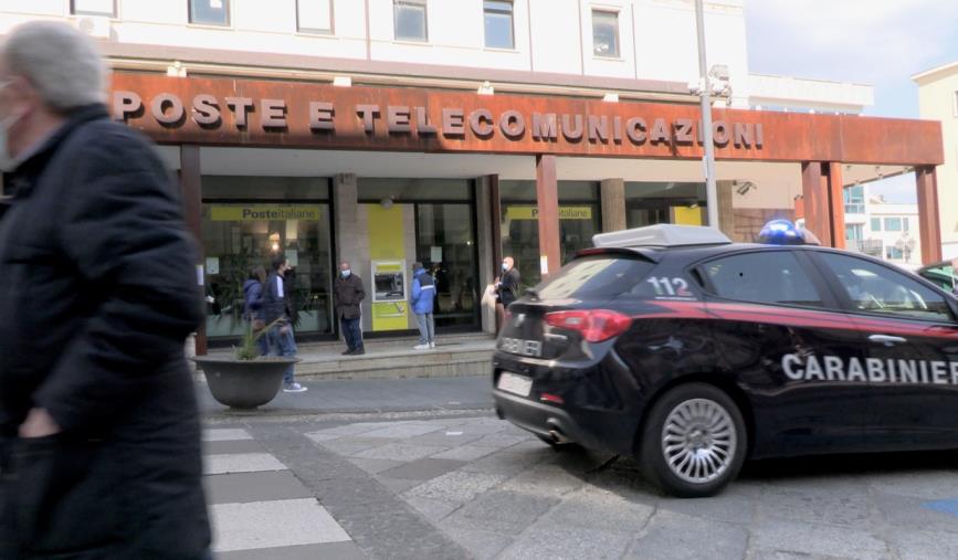 Catanzaro, incassa buoni fruttiferi per oltre 10 mila euro: indagato un dipendente postale images Catanzaro, incassa buoni fruttiferi per oltre 10 mila euro: indagato un dipendente postale