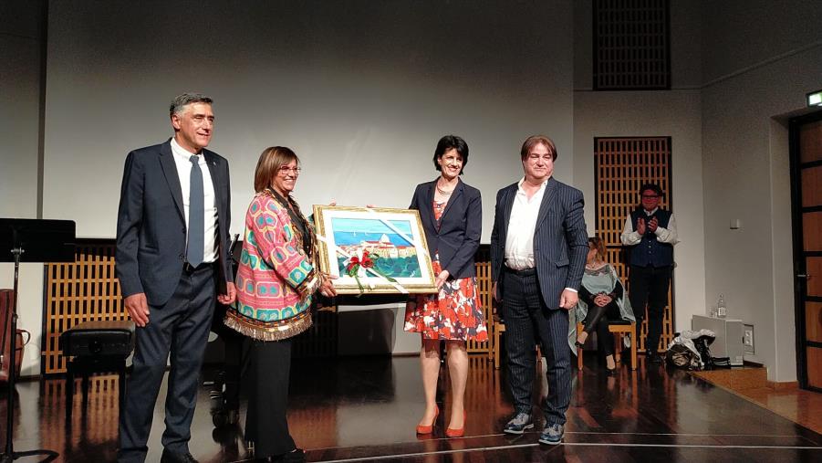 Consolidare i rapporti con i cariatesi nel mondo: il borgo cosentino punta sul turismo di ritorno images Consolidare i rapporti con i cariatesi nel mondo: il borgo cosentino punta sul turismo di ritorno