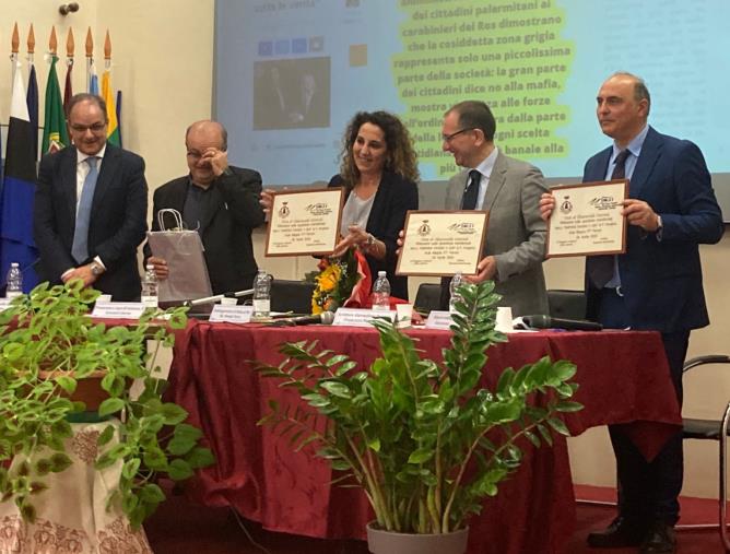 A Chiaravalle la presentazione del libro "Mala tempora! Viaggio a Sud" di Francesco Pungitore
images A Chiaravalle la presentazione del libro "Mala tempora! Viaggio a Sud" di Francesco Pungitore