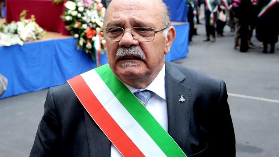 images Concussione sessuale: misura cautelare anche al sindaco di Petilia Policastro (I NOMI)