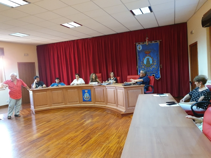 images Comune al lavoro per realizzare un parcheggio 
nel Parco Genziana  