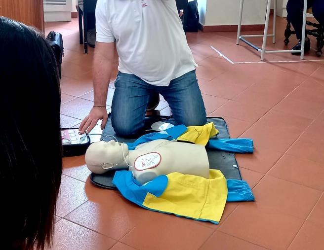 Altomonte cardioprotetta, si punta alla formazione: al via il corso ad hoc per docenti, personale e attività sportive images Altomonte cardioprotetta, si punta alla formazione: al via il corso ad hoc per docenti, personale e attività sportive