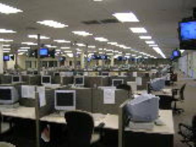 images Coronavirus. I sindacati contro la "Abramo CC": "Non rispettate le norme per evitare i contagi nei call center"