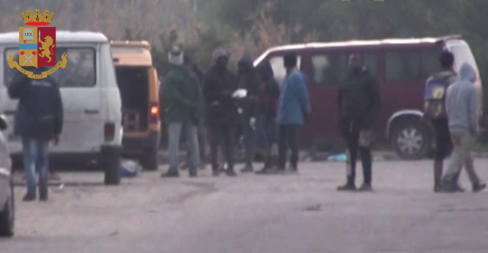 Lotta al caporalato nella Piana di Gioia Tauro: da gennaio controllate 498 persone e 57 aziende images Lotta al caporalato nella Piana di Gioia Tauro: da gennaio controllate 498 persone e 57 aziende