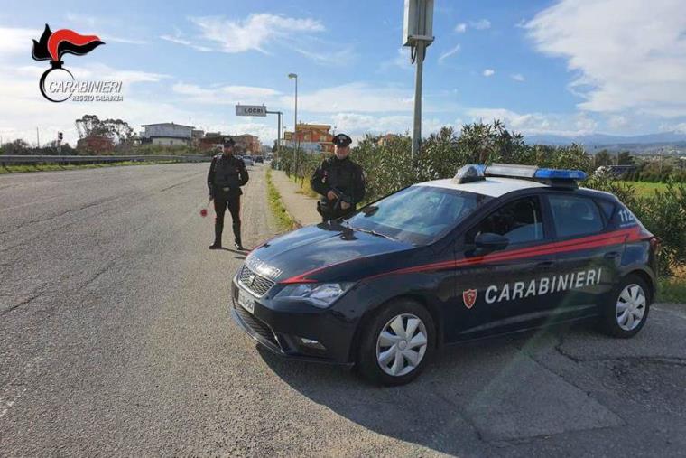 images Gli trovano mezzo chilo di marijuana nell'armadio, arrestato dai carabinieri di Tropea