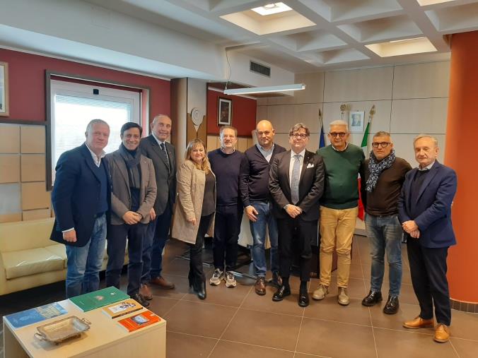 images Il presidente della Camera di Commercio incontra le associazioni di categoria di Crotone