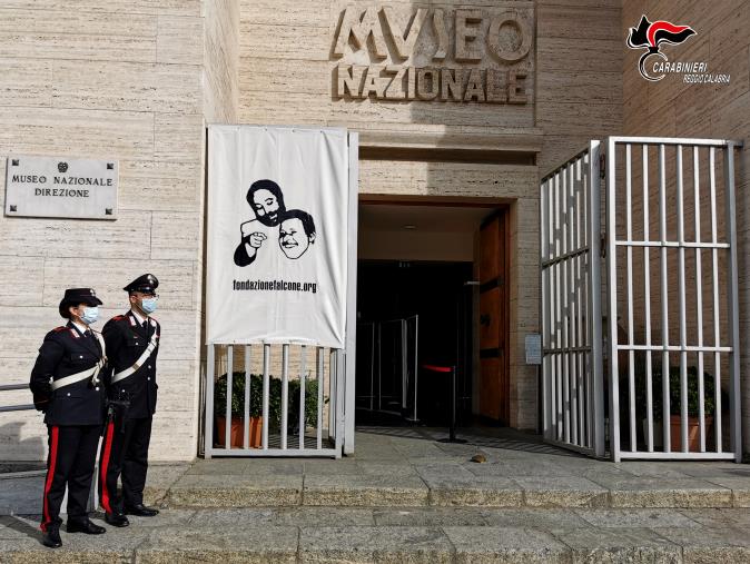 Lotta alla mafia. Al Museo Archeologico Nazionale i carabinieri di Reggio ricordano Falcone Borsellino images Lotta alla mafia. Al Museo Archeologico Nazionale i carabinieri di Reggio ricordano Falcone Borsellino