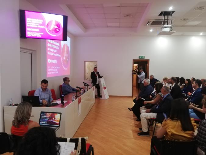 images Diventeremo un paese di vecchi? Il rischio c'è ma la medicina può fare molto per evitarlo: a Gioia Tauro il convegno