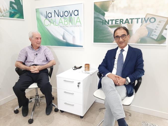 "I sogni nel cassetto" del sindaco Abramo: "Occupare tutti quelli che non hanno un lavoro" (VIDEO) images "I sogni nel cassetto" del sindaco Abramo: "Occupare tutti quelli che non hanno un lavoro" (VIDEO)