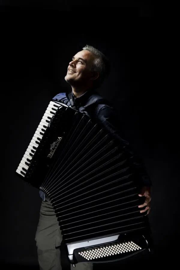 Amici della Musica, a Catanzaro il viaggio in musica del Duo Mètro images Amici della Musica, a Catanzaro il viaggio in musica del Duo Mètro