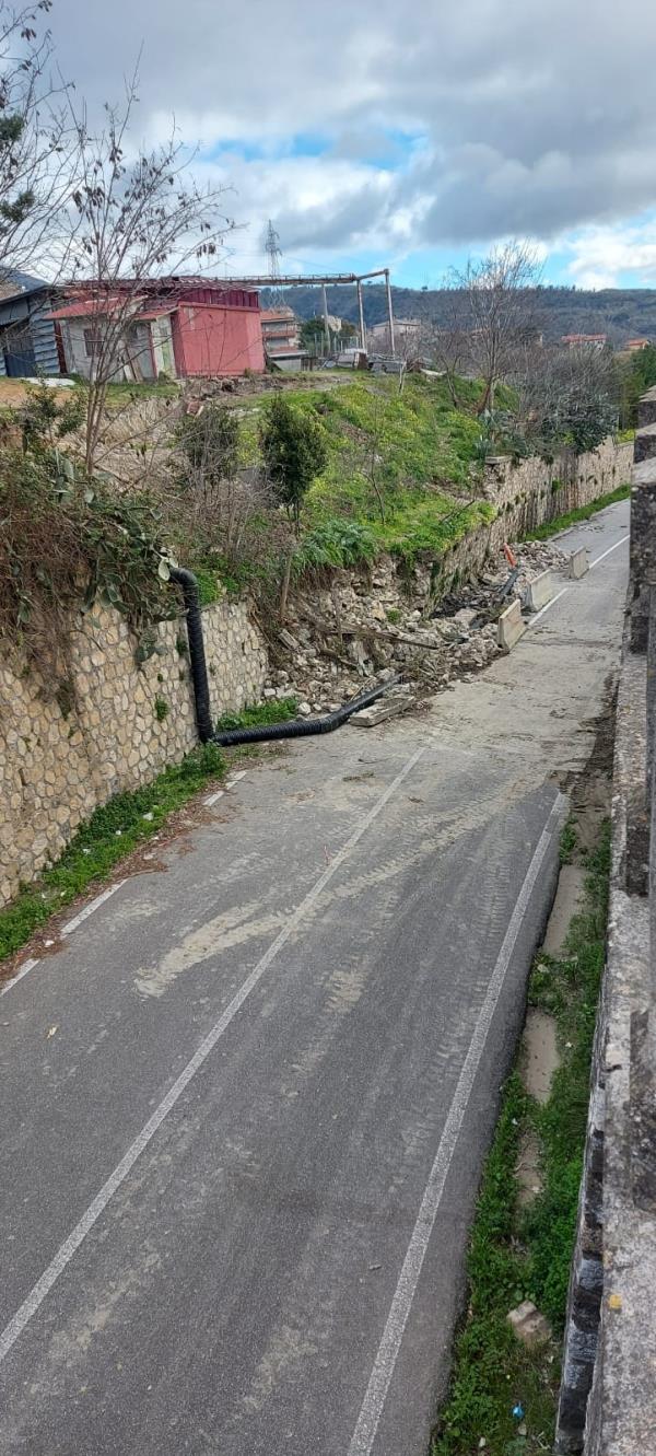 Crollo del muro sulla Provinciale 168/1. Il sindaco di Marcellinara, Scerbo scrive al prefetto per sbloccare la situazione images Crollo del muro sulla Provinciale 168/1. Il sindaco di Marcellinara, Scerbo scrive al prefetto per sbloccare la situazione