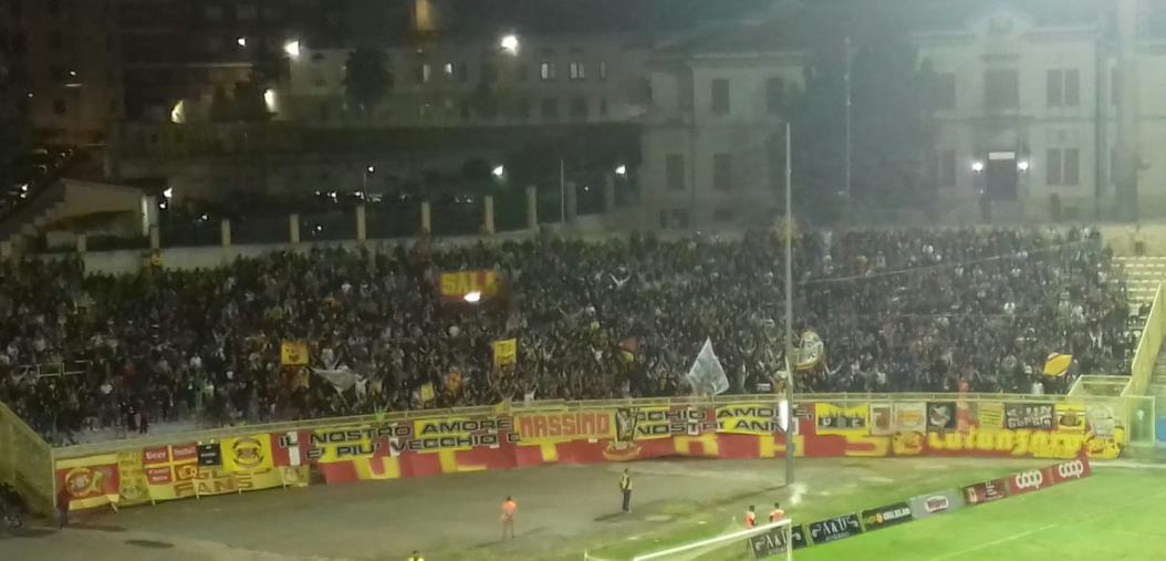 images SuperCoppa, il Catanzaro parte in casa con il FeralpiSalò il 29 aprile