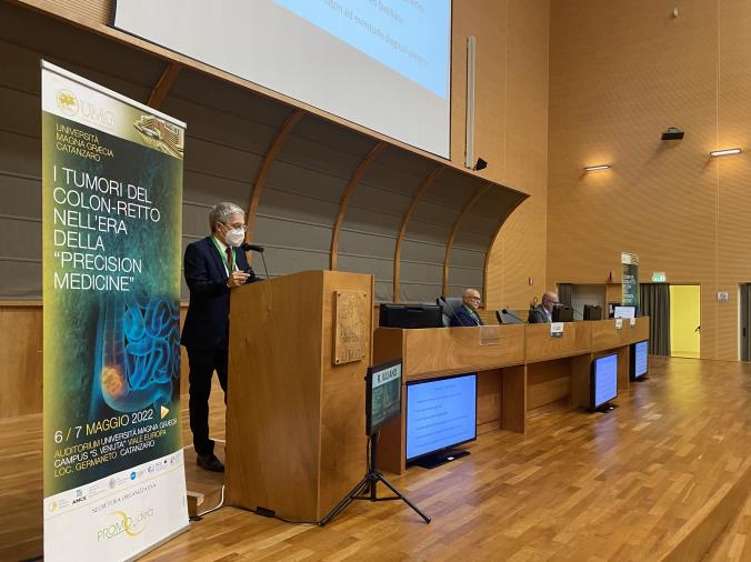 Tumore del colon-retto: il congresso all'Umg di Catanzaro con esperti e tecnici images Tumore del colon-retto: il congresso all'Umg di Catanzaro con esperti e tecnici