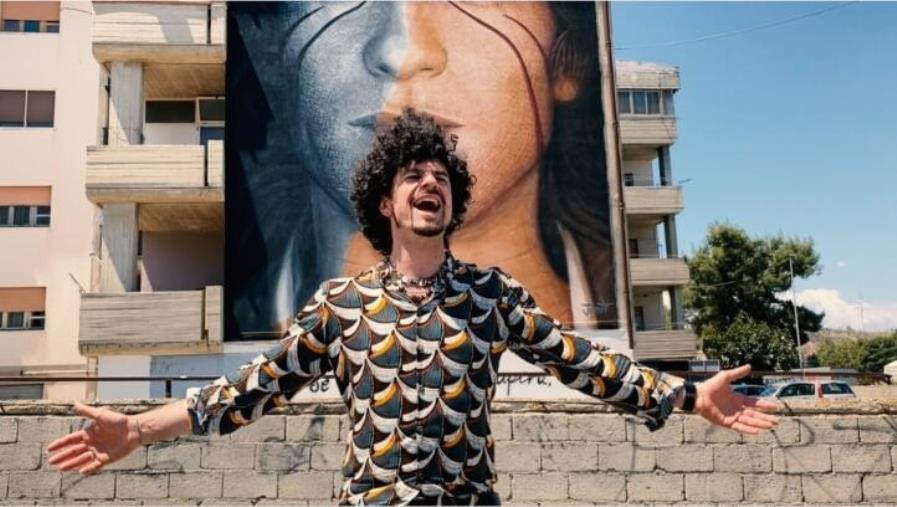 images “Urgenza Tour“: è un successo il tour del cantante crotonese Dalen