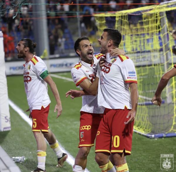 images Il Catanzaro si ferma al Monterisi di Cerignola: la pareggia Pontisso al 95’