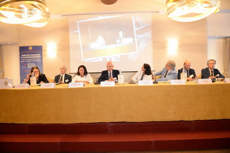 “Diritto romano e postmodernità”, concluso con successo il convegno dell'Università Magna Graecia images “Diritto romano e postmodernità”, concluso con successo il convegno dell'Università Magna Graecia
