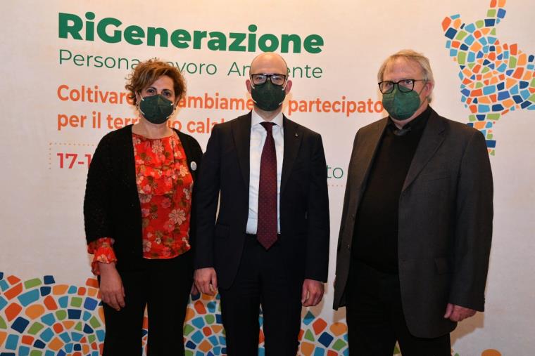 VII Congresso Fai Cisl Calabria, Michele Sapia confermato Segretario Generale
images VII Congresso Fai Cisl Calabria, Michele Sapia confermato Segretario Generale