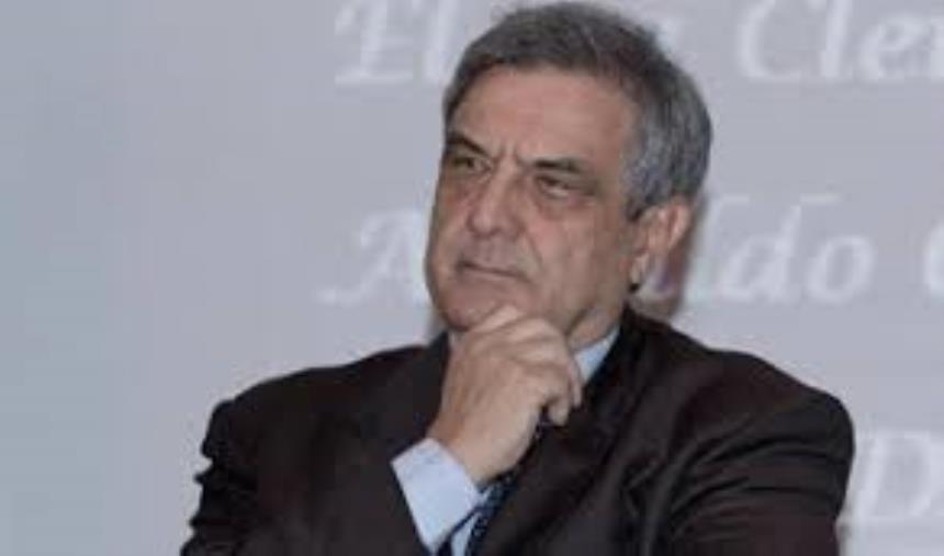 images Il Comune di Reggio Calabria ha conferito la cittadinanza onoraria al poeta Dante Maffia