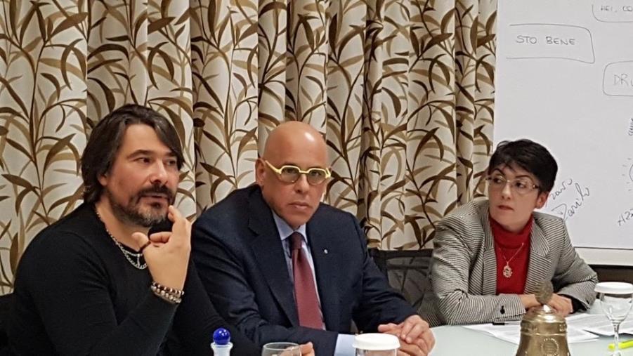 images Atti vandalici alla scuola "Marisa Fusaro" nel cosentino: lezioni sospese